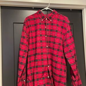 GAP Red and Black Plaid Men's Shirt
